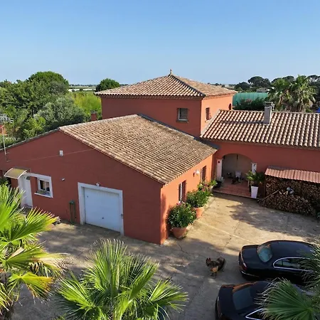 Holiday home L'instant Boheme -4 Personnes Jacuzzi Et Plages A 15 Minutes