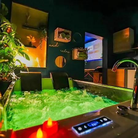 L'instant Boheme -4 Personnes Jacuzzi Et Plages A 15 Minutes *